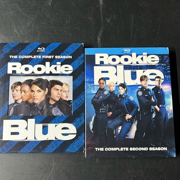Rookie Blue seasons 1 & 2 on dvd - Picture 1 of 1